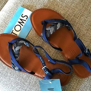 Ladies sandals